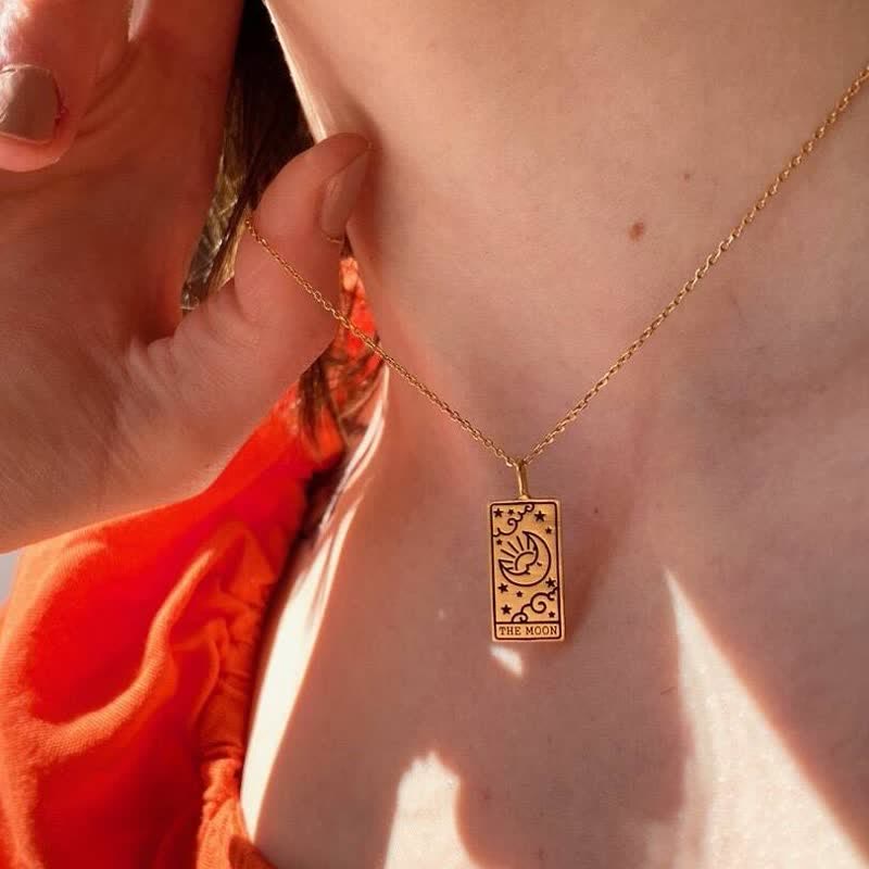 Collier porte-bonheur vintage avec carte de tarot Olivenorma