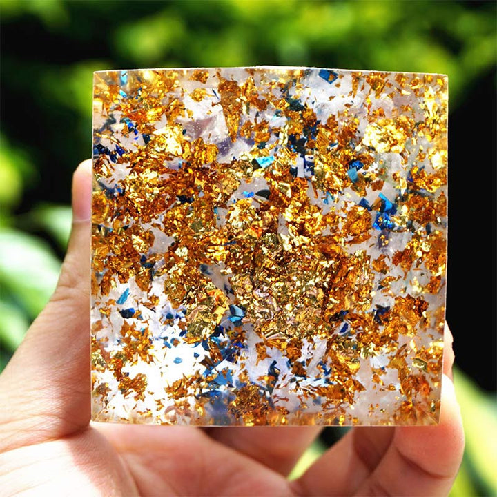 Pyramide d'orgone du zodiaque Cancer en améthyste Olivenorma avec quartz clair