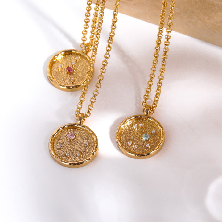 Collier avec pierre de naissance en zircon blanc et signe du zodiaque Olivenorma