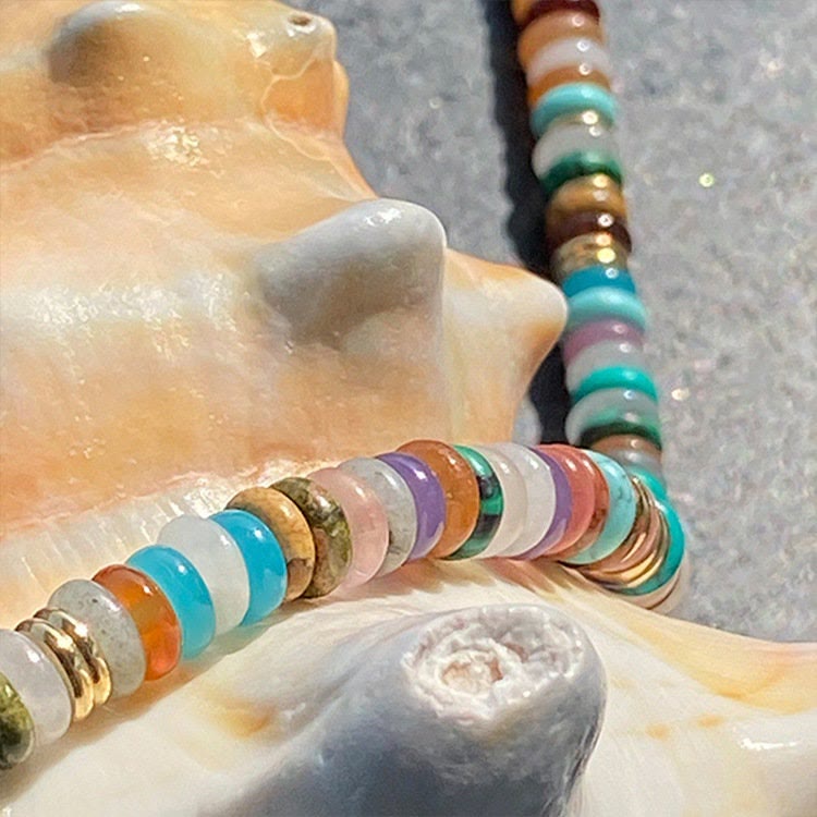 Collier et bracelet en pierres précieuses de style bohème Olivenorma avec perles rondes en cristal mélangées 