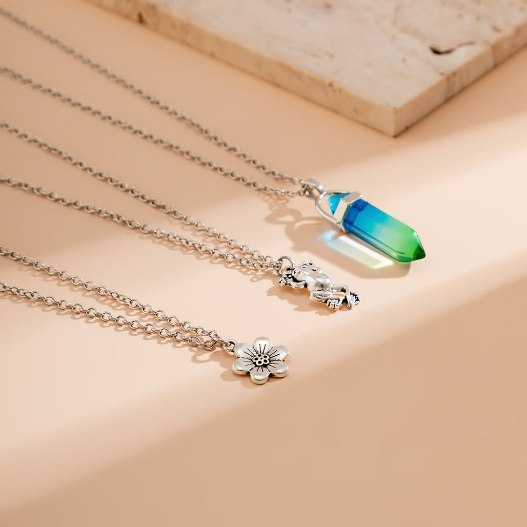 Ensemble de collier avec pendentif en forme de grenouille et fleur en cristal artificiel électroplaqué Olivenorma