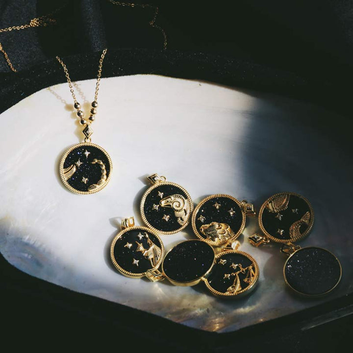 Collier d'écoute du zodiaque en grès bleu 