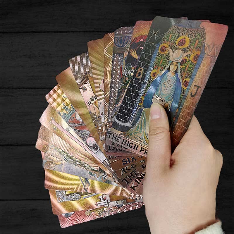 Cartes de tarot en feuille d'or de style antique Olivenorma 