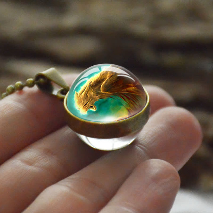 Collier coloré en boule de verre tridimensionnelle