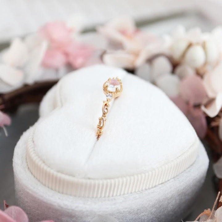 Bague délicate en pierre de lune naturelle et zircone Olivenorma