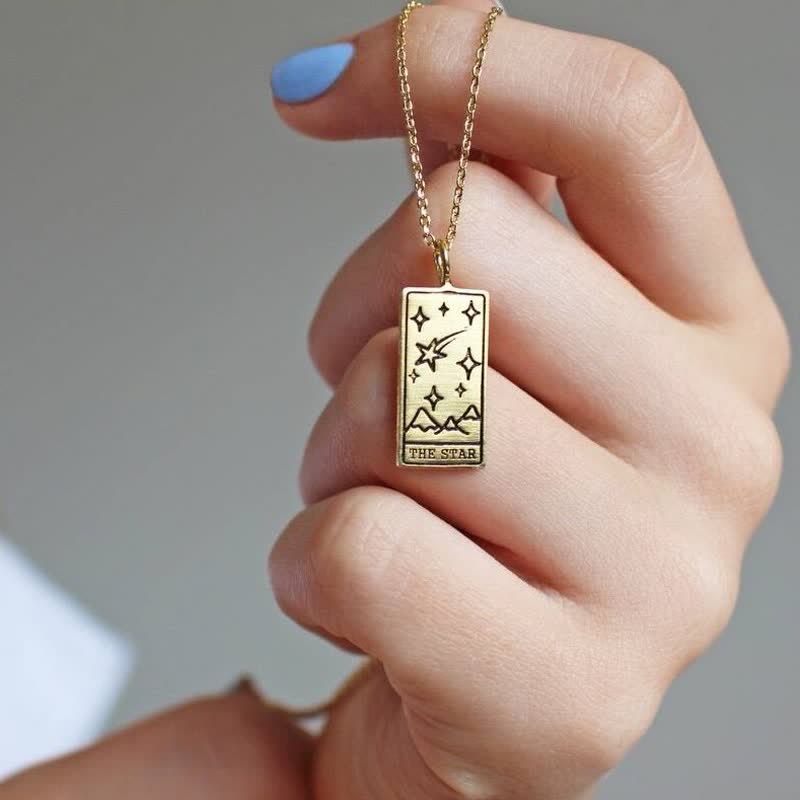 Collier porte-bonheur vintage avec carte de tarot Olivenorma