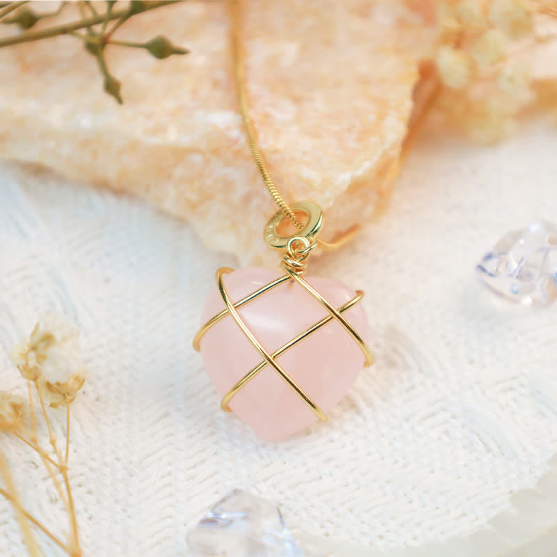 Collier en quartz rose en forme de cœur avec pierres précieuses Olivenorma 