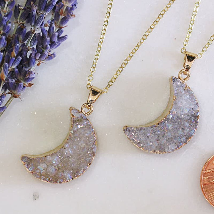 Collier croissant de lune en cristal naturel Olivenorma