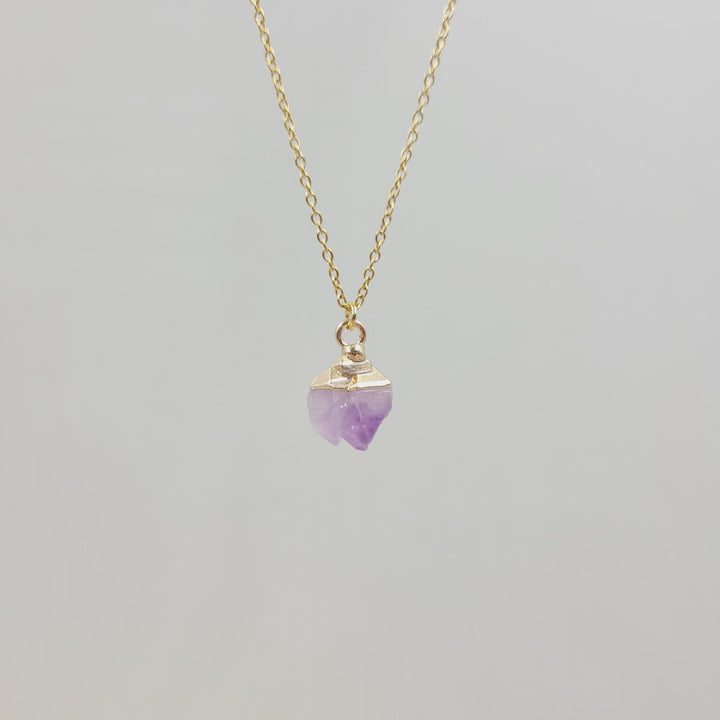 Collier en pierre précieuse brute irrégulière en cristal Olivenorma