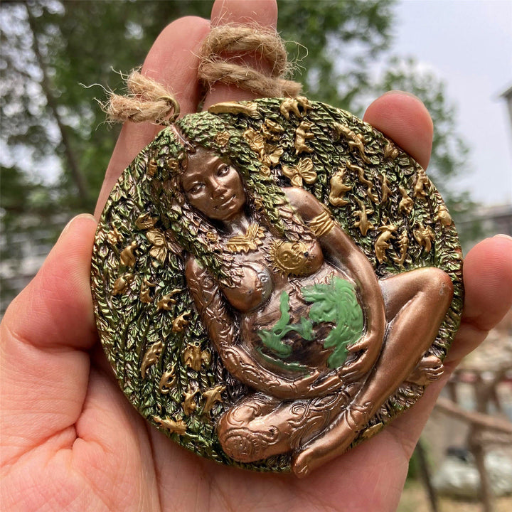 Statue Olivenorma de la déesse Gaia Pendentifs en résine Décoration murale