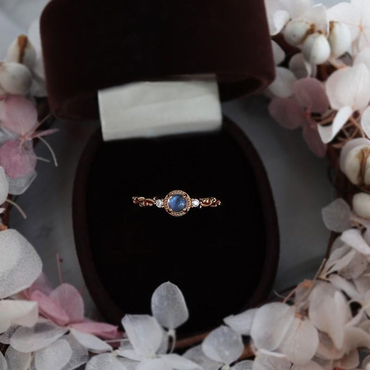 Bague délicate en pierre de lune naturelle et zircone Olivenorma