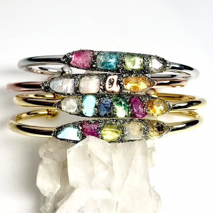 Bracelet personnalisé avec pierre de naissance et signification Olivenorma