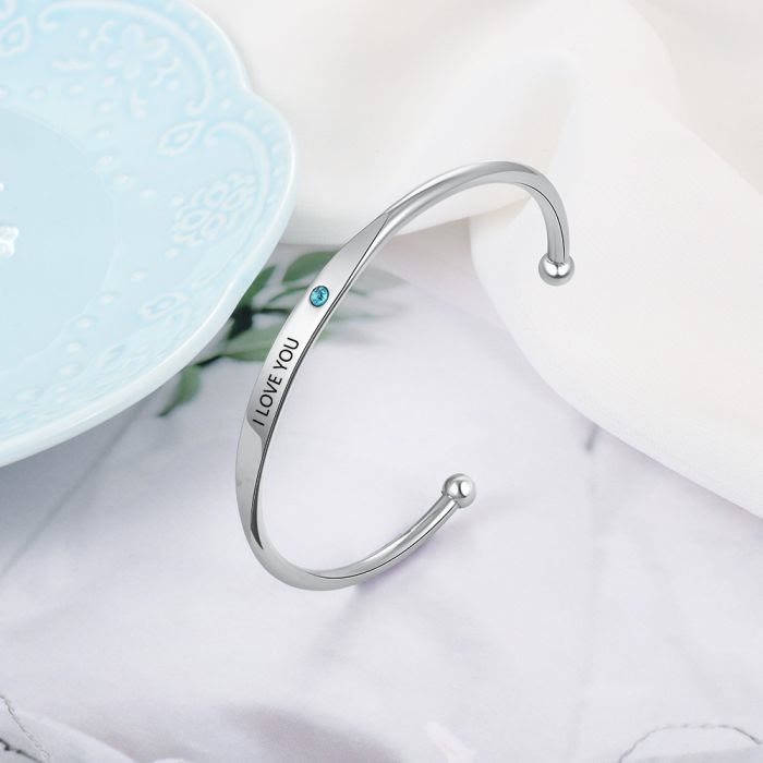 Bracelet personnalisé Olivenorma avec gravure de pierre de naissance 
