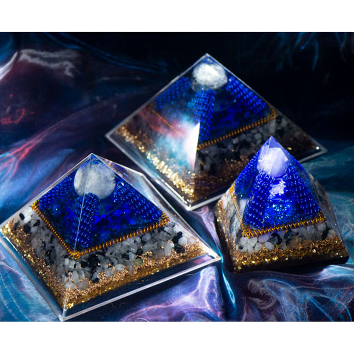 Pyramide d'orgone en labradorite Olivenorma avec œil de tigre