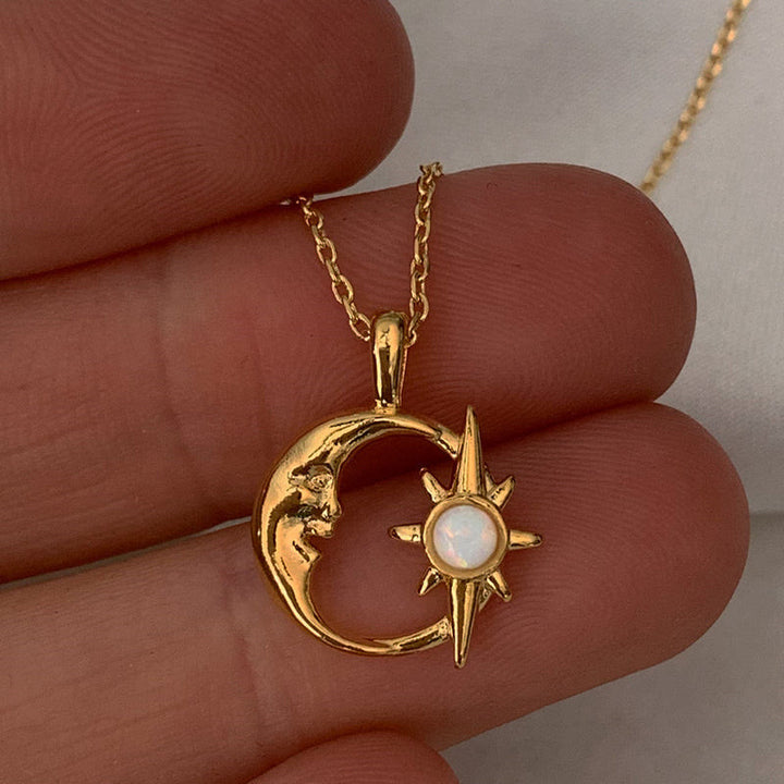 Collier de clavicule en Olivenorma naturelle creuse avec étoile et lune 