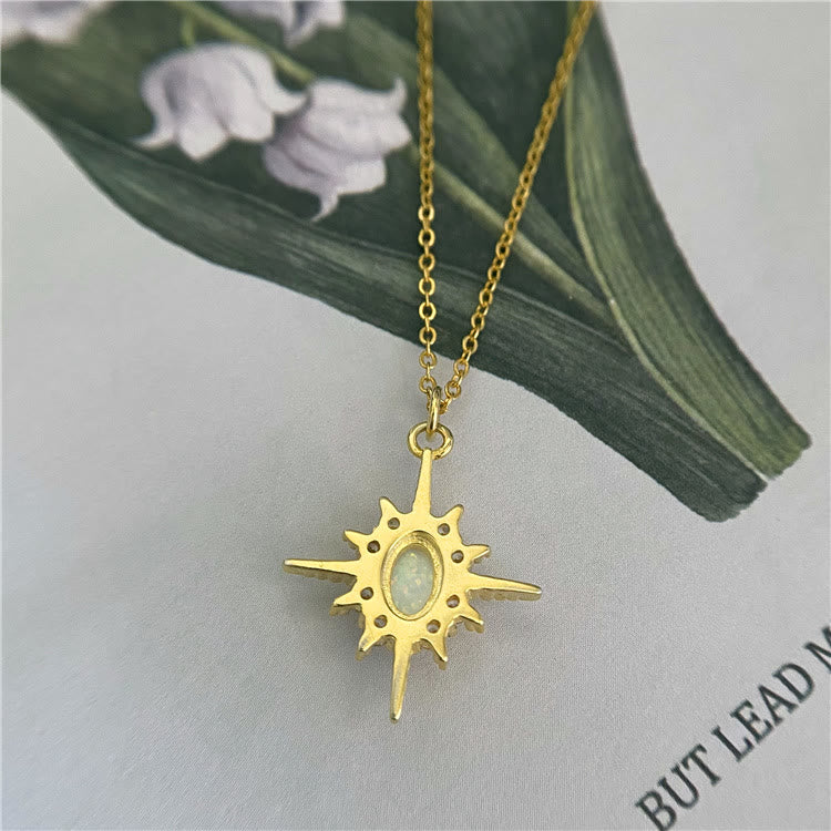 Collier étoile délicate Northstar en zircon blanc opale Olivenorma