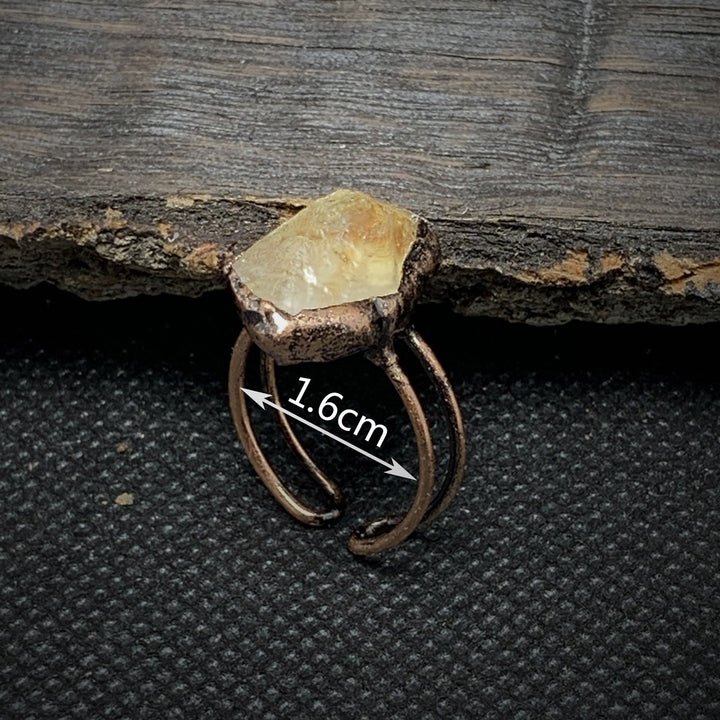 Bague ajustable en pierre brute irrégulière naturelle Olivenorma avec douze pierres de naissance