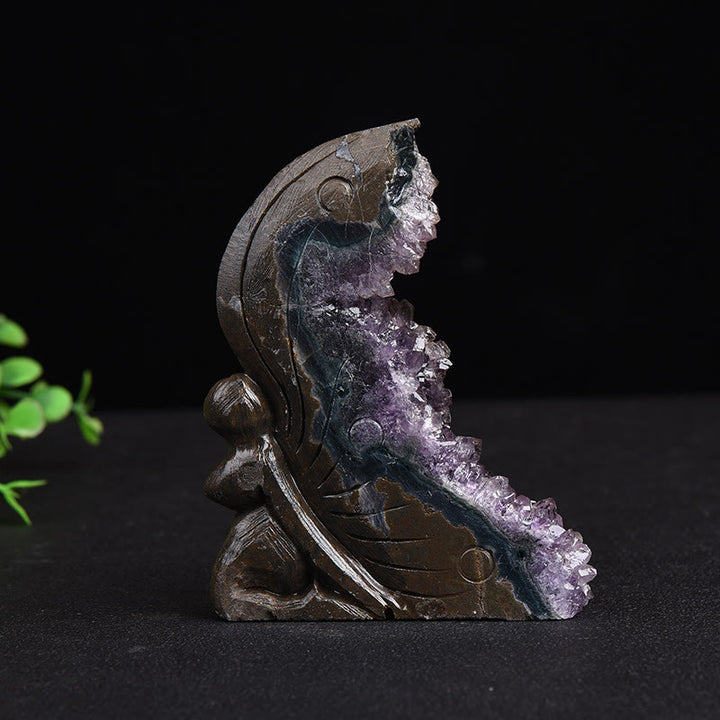 Ornement sculpté en forme de hibou papillon en grappe d'améthyste naturelle Olivenorma