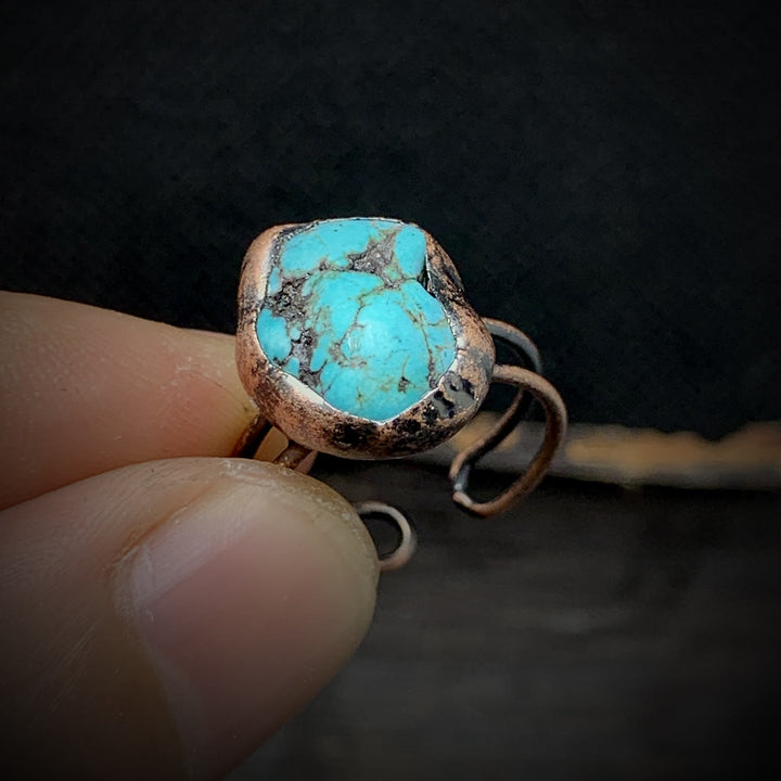 Bague ajustable en pierre brute irrégulière naturelle Olivenorma avec douze pierres de naissance