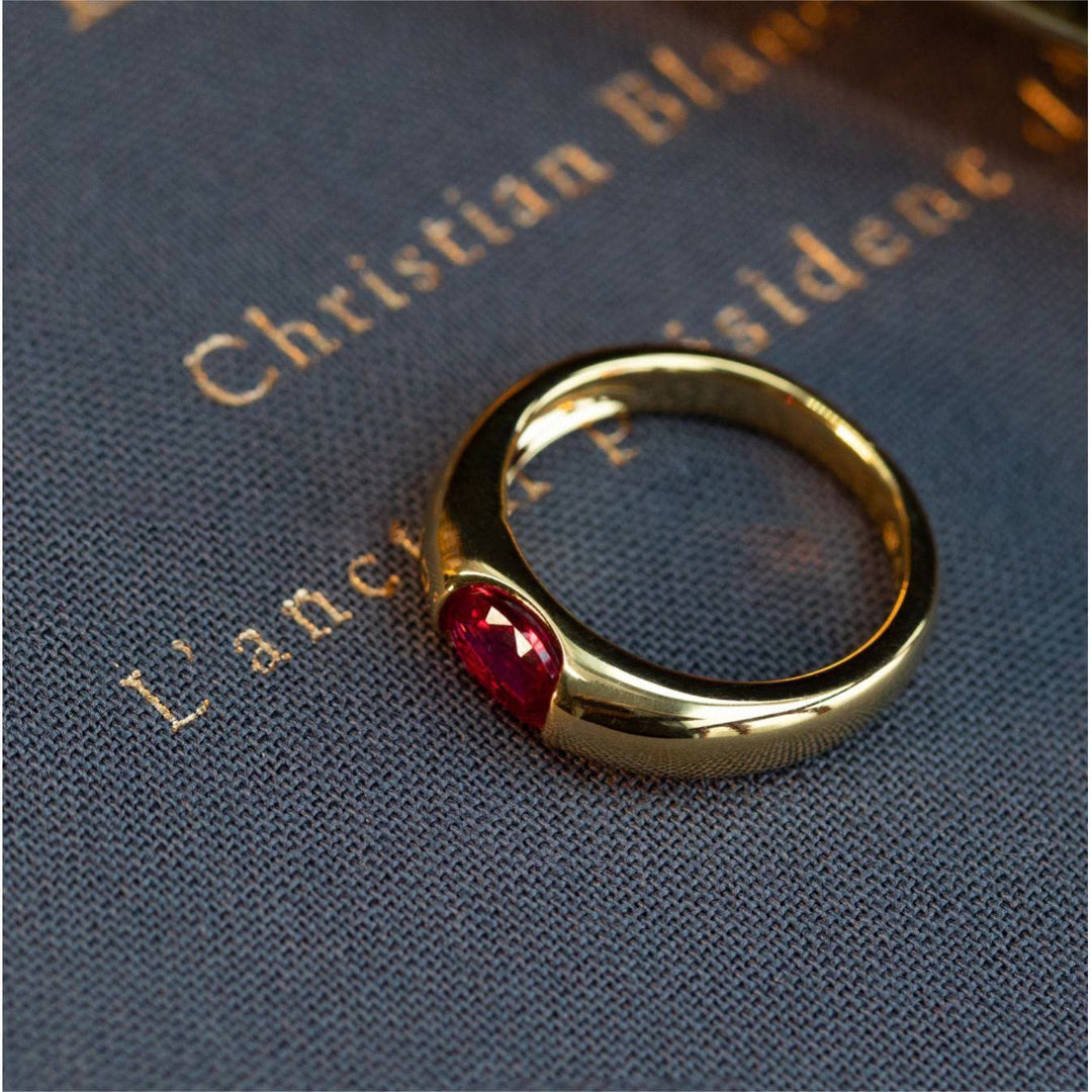 Bague de luxe minimaliste plaquée ou avec grenat Olivenorma 