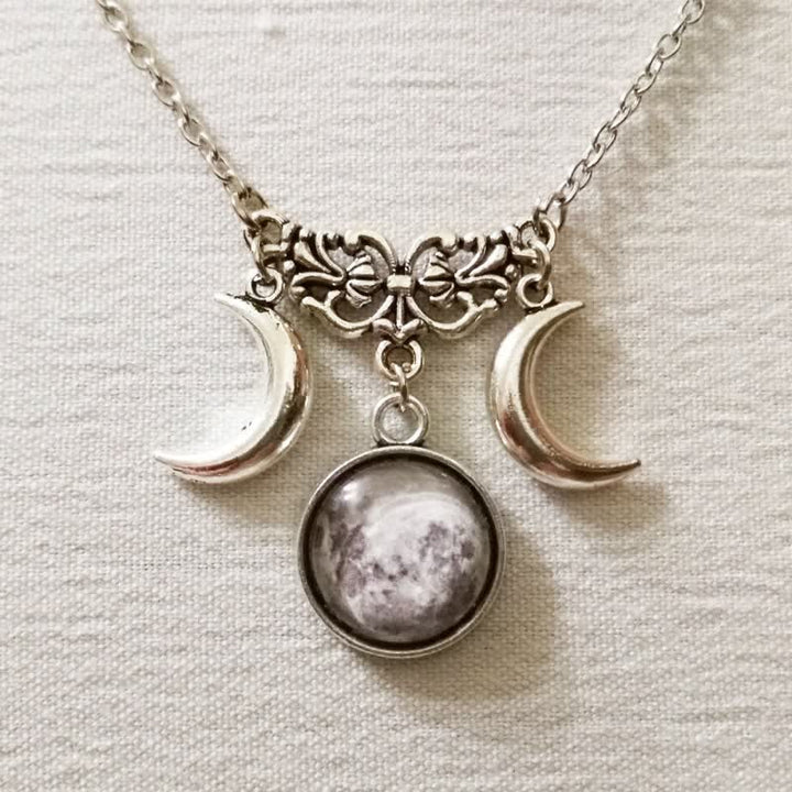 Collier en verre à double croissant de lune vintage Olivenorma