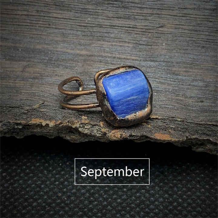 Bague ajustable en pierre brute irrégulière naturelle Olivenorma avec douze pierres de naissance