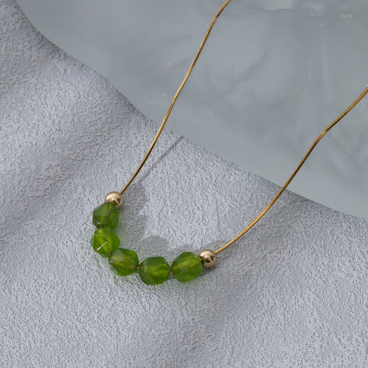 Collier en acier inoxydable 18 carats avec perles de préhnite naturelle Olivenorma