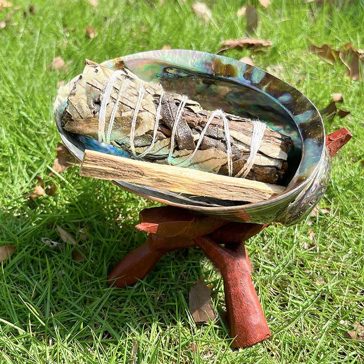 Méditation de purification des cristaux de nacre Olivenorma à la sauge blanche