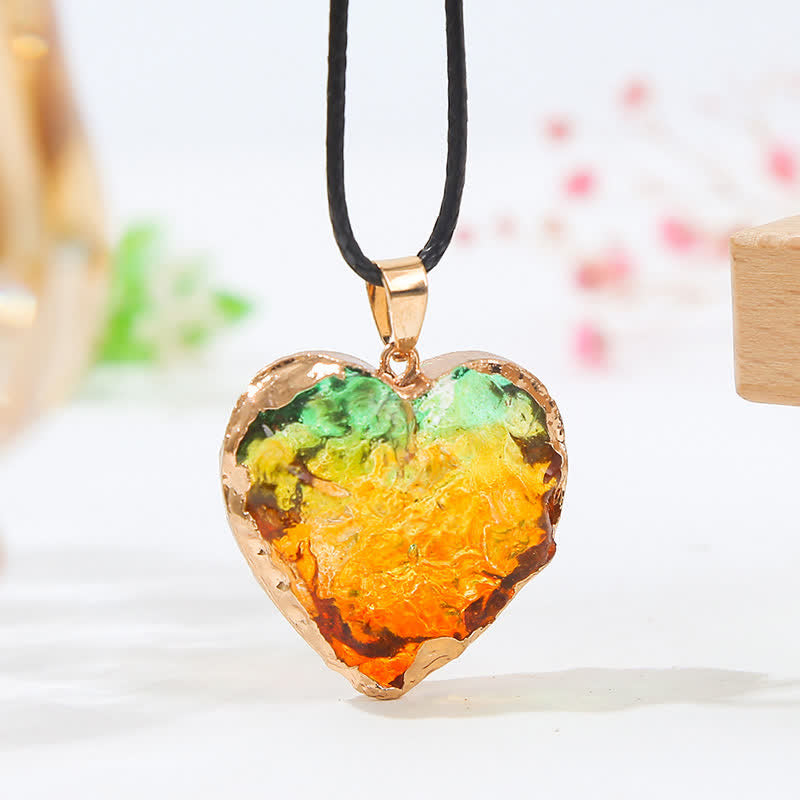 Collier créatif en cristal de fluorite en forme de cœur