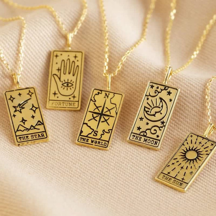 Collier porte-bonheur vintage avec carte de tarot Olivenorma
