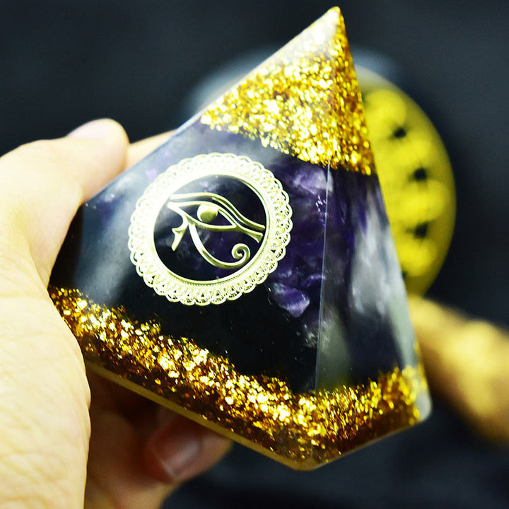 Olivenorma Améthyste Obsidienne Oeil d'Horus Symbole Orgone Pyramide 