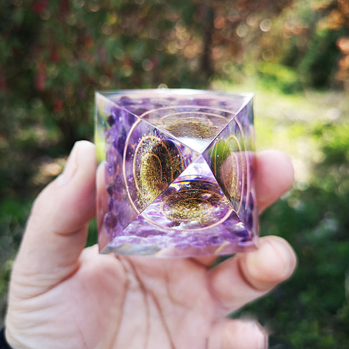 Pyramide d'orgone en améthyste Olivenorma