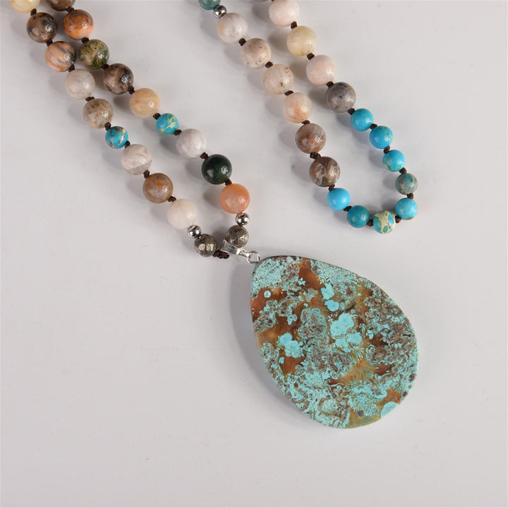 Collier de perles de turquoise africaines naturelles fait main Olivenorma 