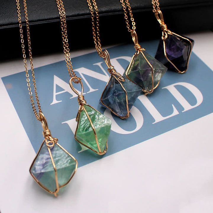 Collier en pierres précieuses octaèdres en fluorite naturelle Olivenorma 