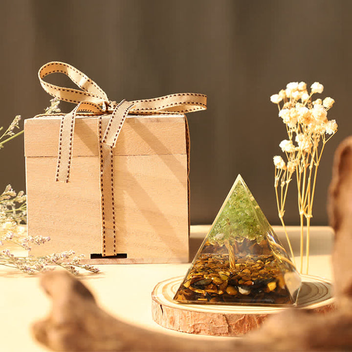 Coffret cadeau de luxe pour pyramides d'orgone - Coffret cadeau pour pyramides d'orgone de 12 cm 16.99 € - image 0