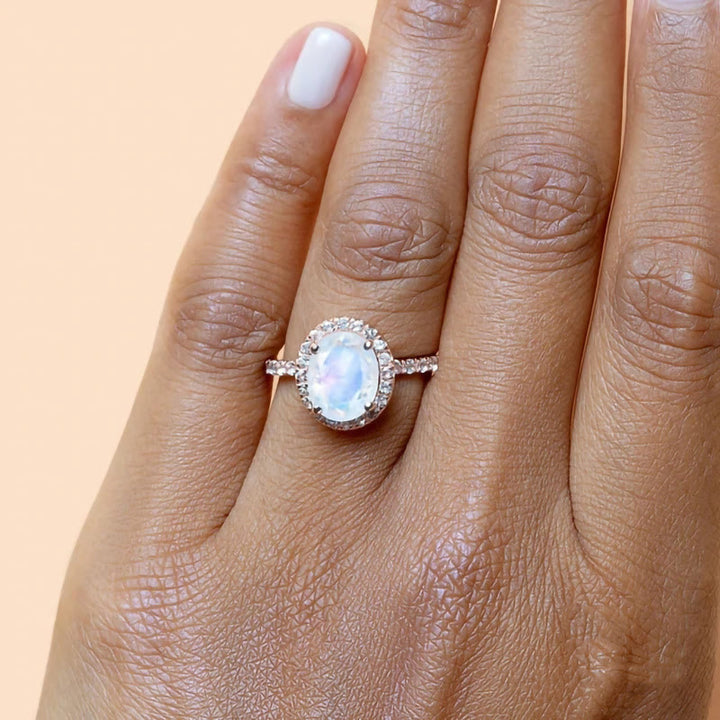 Bague de luxe en or rose avec pierre de lune Olivenorma
