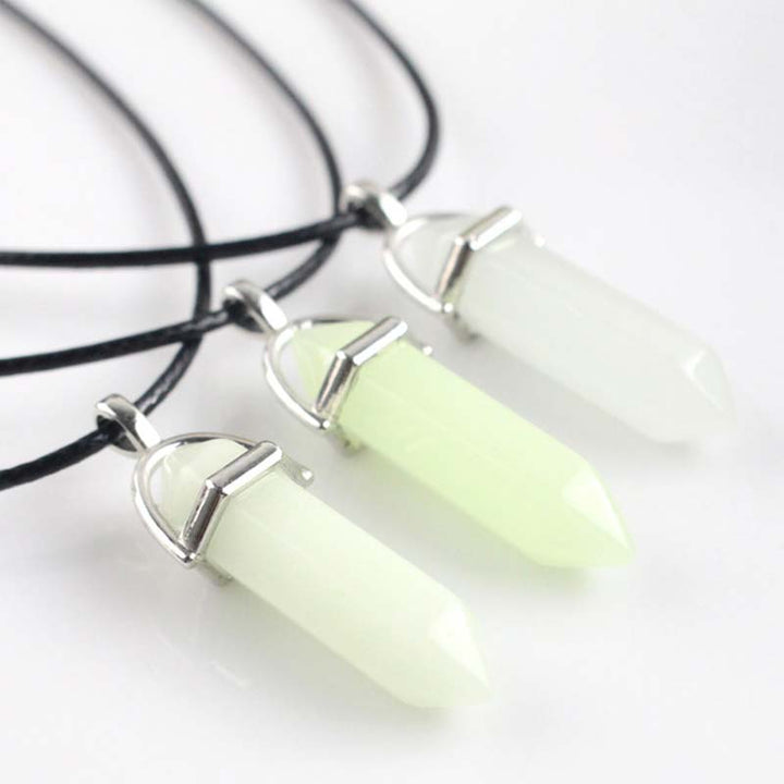Collier en pierre de lune à colonne hexagonale Olivenorma 