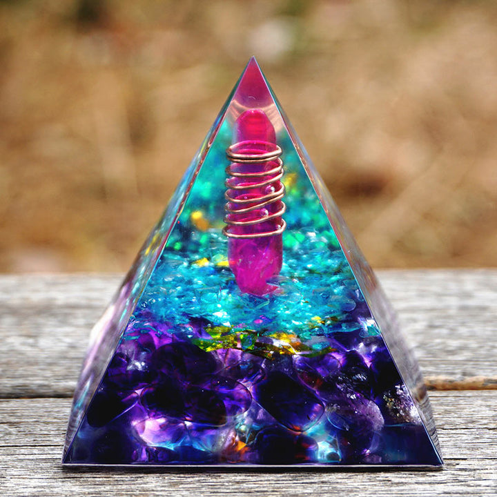Pyramide d'orgone améthyste aigue-marine Olivenorma