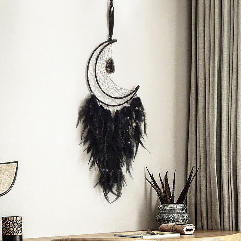 Pendentif Olivenorma en onyx noir et attrape-rêves en plumes noires