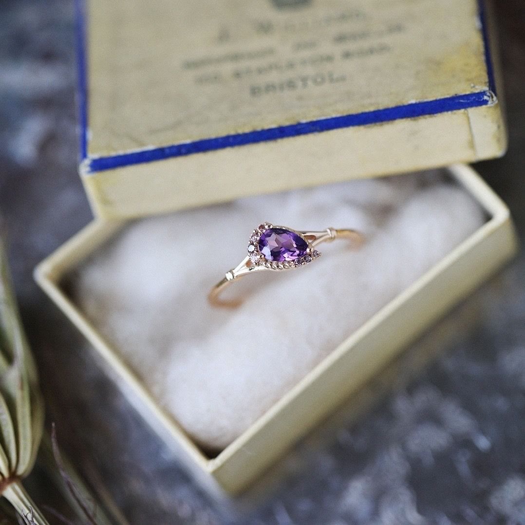 Bague ouverte ajustable en forme de goutte d'eau avec zircon blanc améthyste Olivenorma