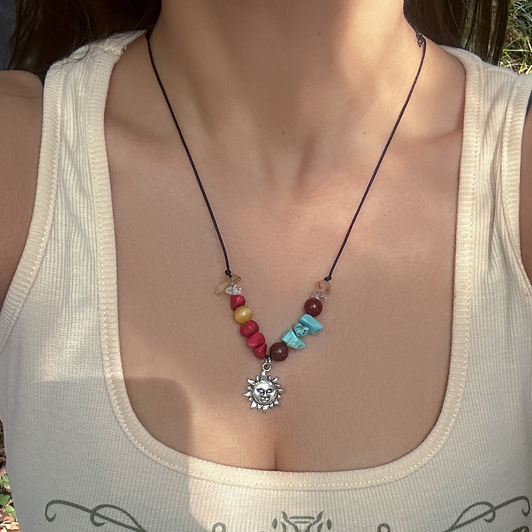Collier en cuir et fil ciré avec pompon papillon en pierre naturelle Olivenorma