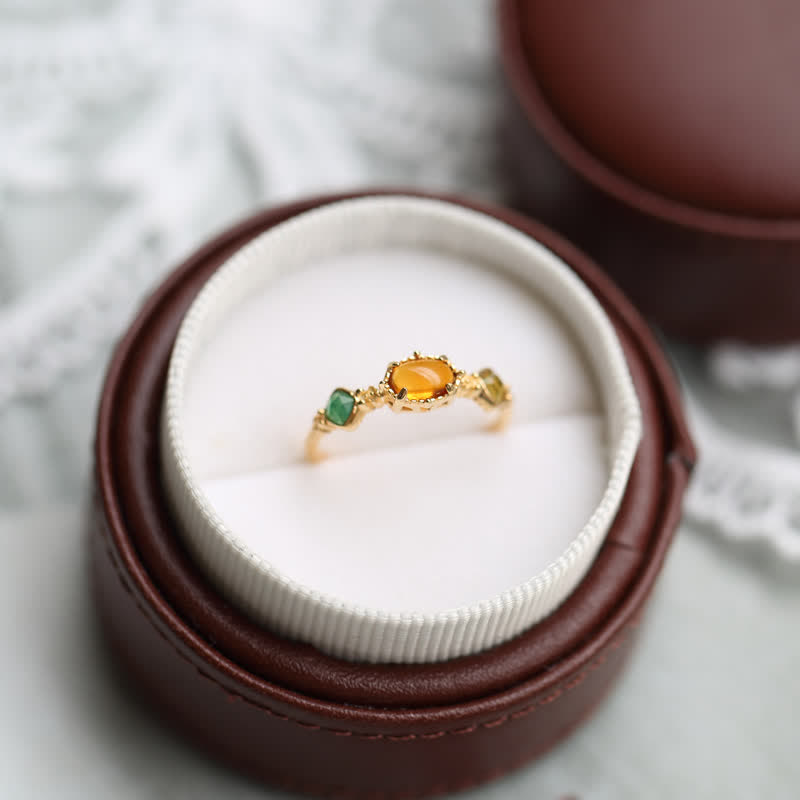 Bague rétro délicate en ambre avec pierres précieuses Olivenorma