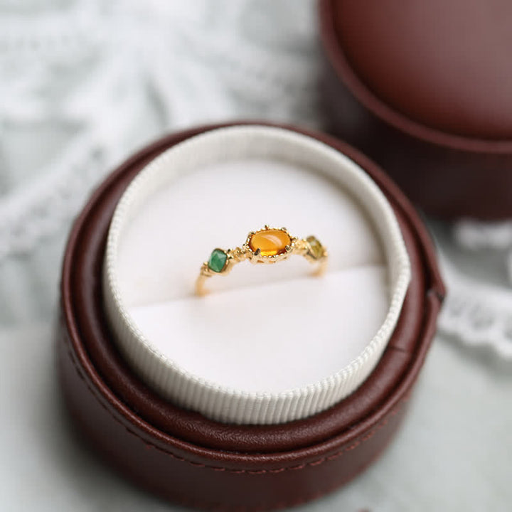 Bague rétro délicate en ambre avec pierres précieuses Olivenorma