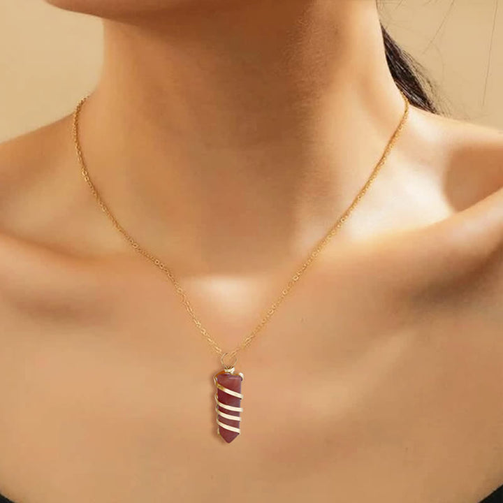 Collier en cristal à tête de balle à prisme hexagonal en cornaline Olivenorma