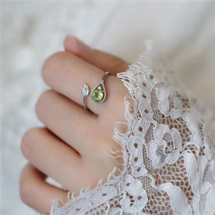 Bague vintage en feuille de péridot délicate Olivenorma 