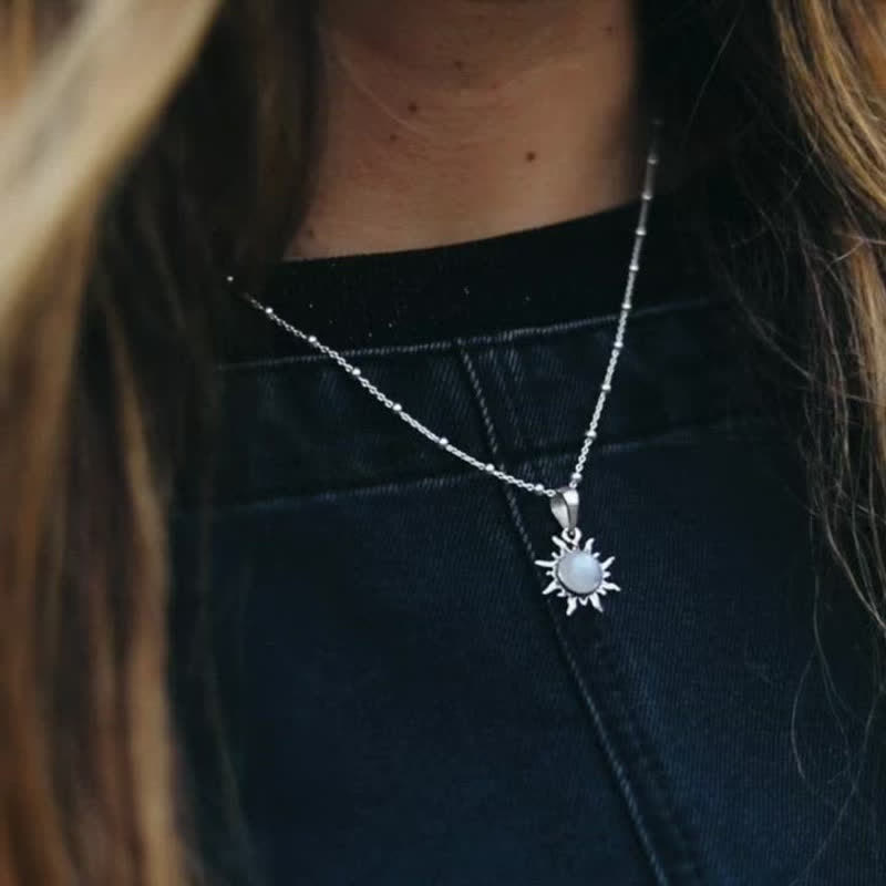 Collier vintage Olivenorma Bohemia Sun Opal