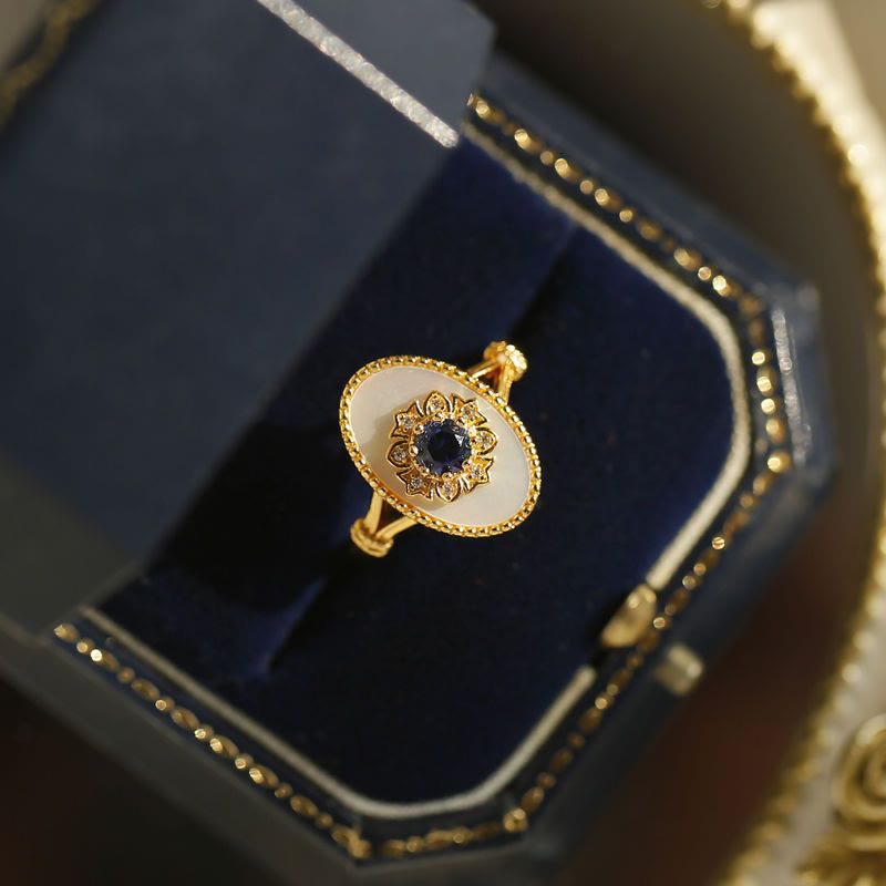 Bague ajustable Olivenorma en nacre et saphir blanc et zircon