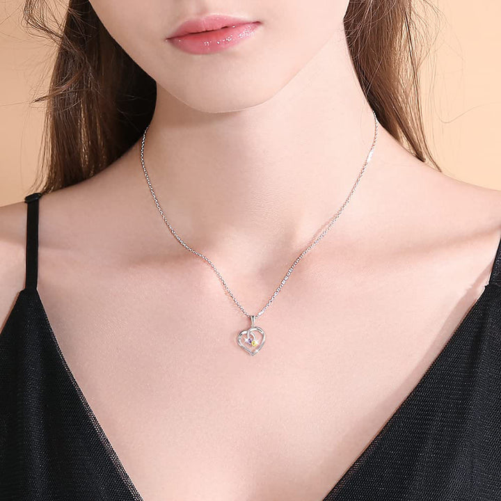 Collier personnalisé Olivenorma avec 2 pierres de naissance gravées et un cœur