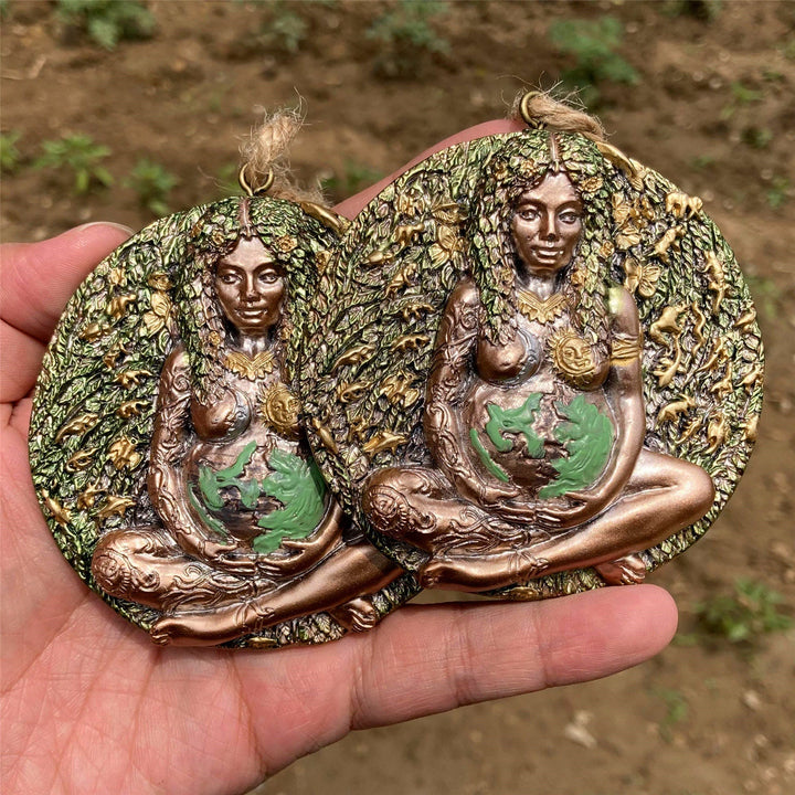Statue Olivenorma de la déesse Gaia Pendentifs en résine Décoration murale