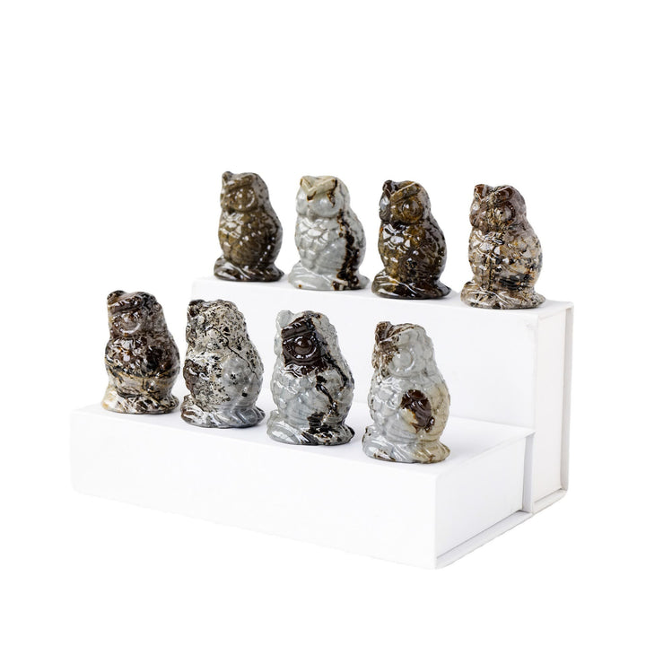 Ornement artisanal sculpté en forme de hibou en jaspe naturel Olivenorma